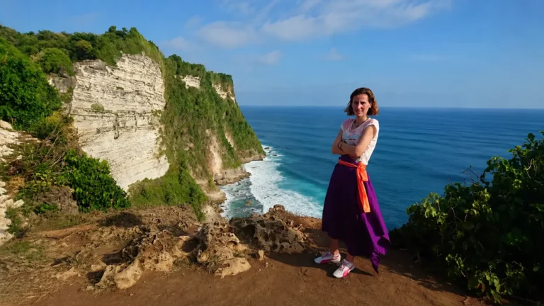 Kuta Uluwatu Travel Guide 2026: Best Things to Do, Safety & Budget