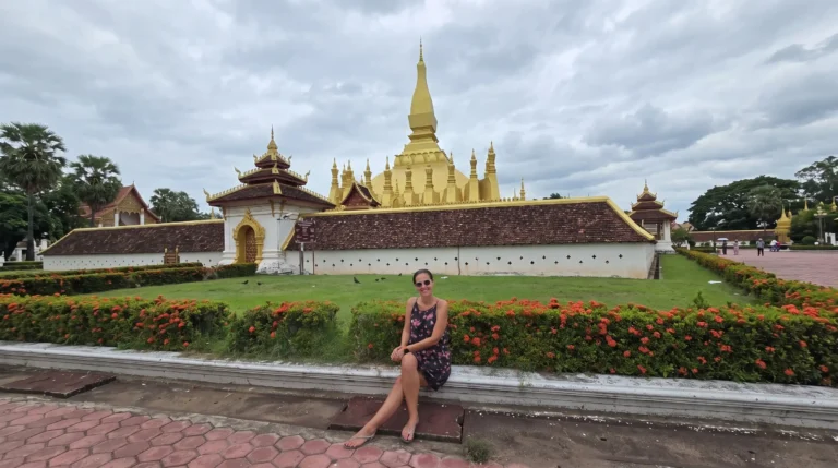 Vientiane Travel Guide 2026: Pha That Luang, Patuxai & the Mekong Riverside