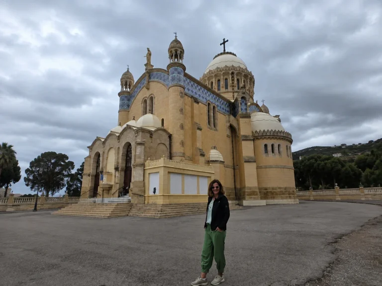 Algiers Travel Guide 2026: Casbah, Chaos & North African Reality