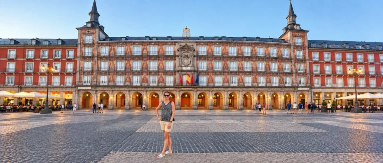 Madrid travel guide Plaza Mayor at dusk