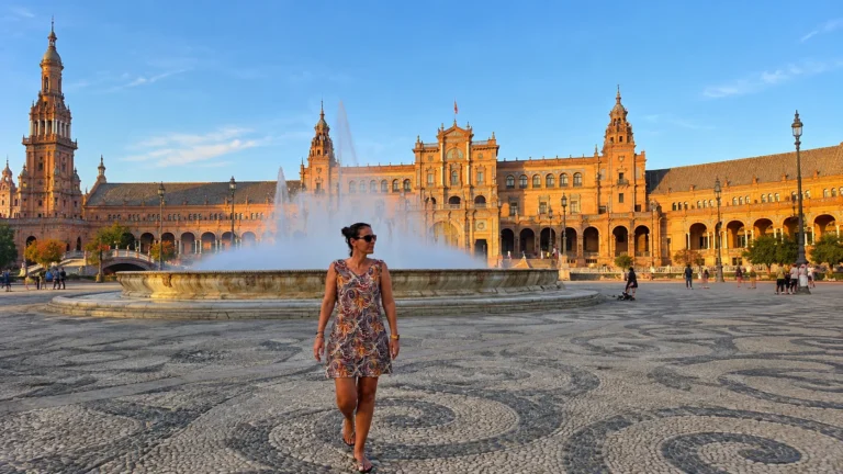 Seville Travel Guide 2026: Moorish Palaces, Flamenco Nights, and Santa Cruz’s Hidden Corners