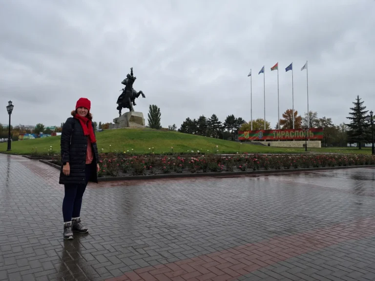 Transnistria Travel Guide 2026: Visiting an Unrecognized State — Entry, Safety & Reality