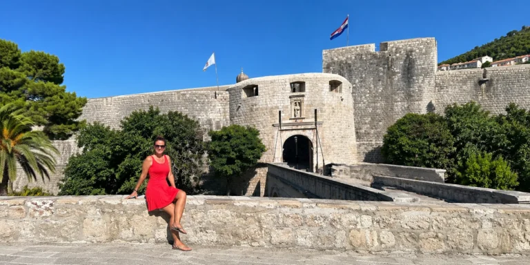Dubrovnik travel guide: visitor at Pile Gate, the main entrance to the Old Town walls